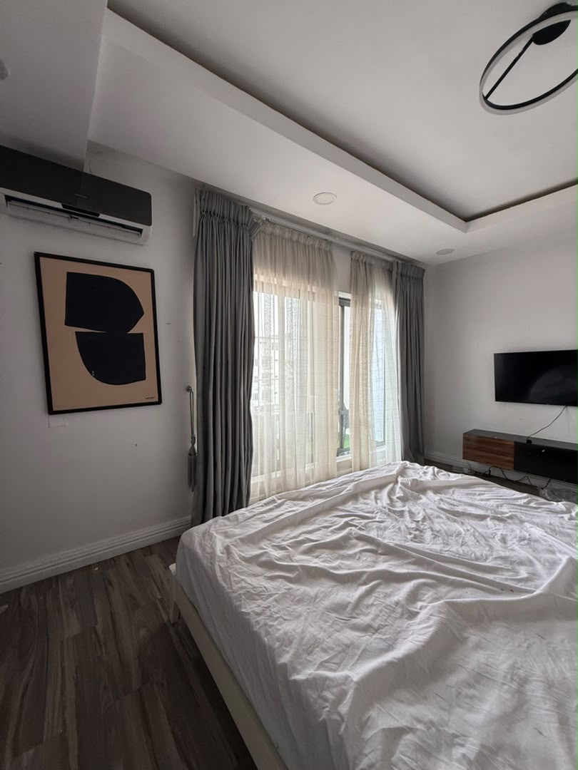 2 BEDROOOM   APARTMENT