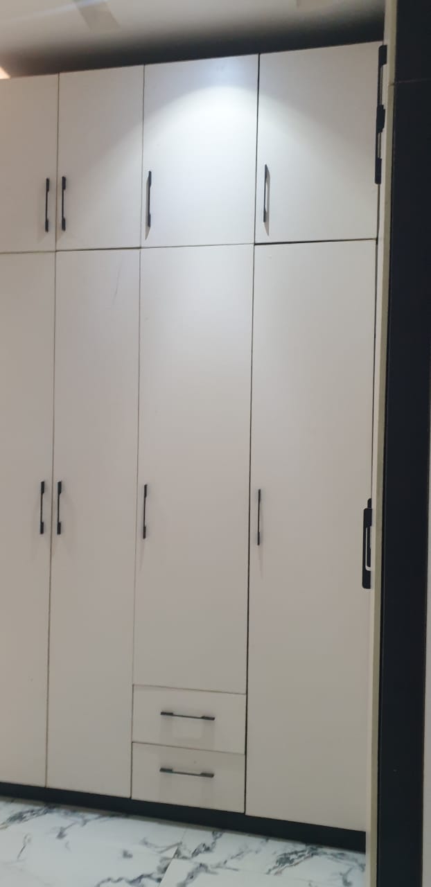 4 BEDROOM DUPLEX WITH BQ