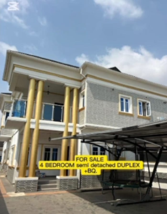4 BEDROOM  DUPLEX