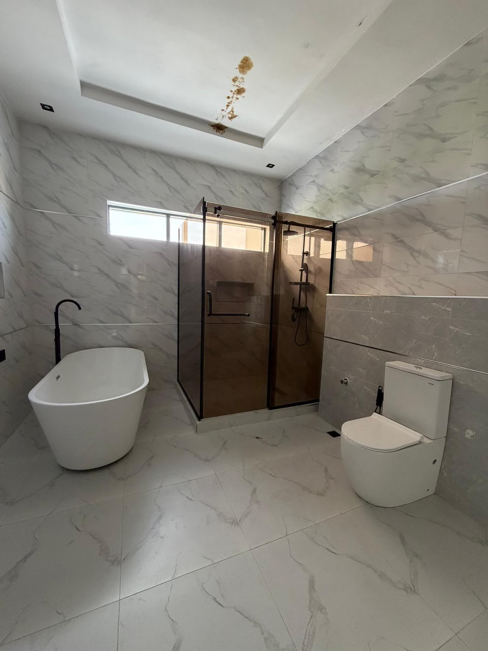 4 BEDROOM DUPLEX