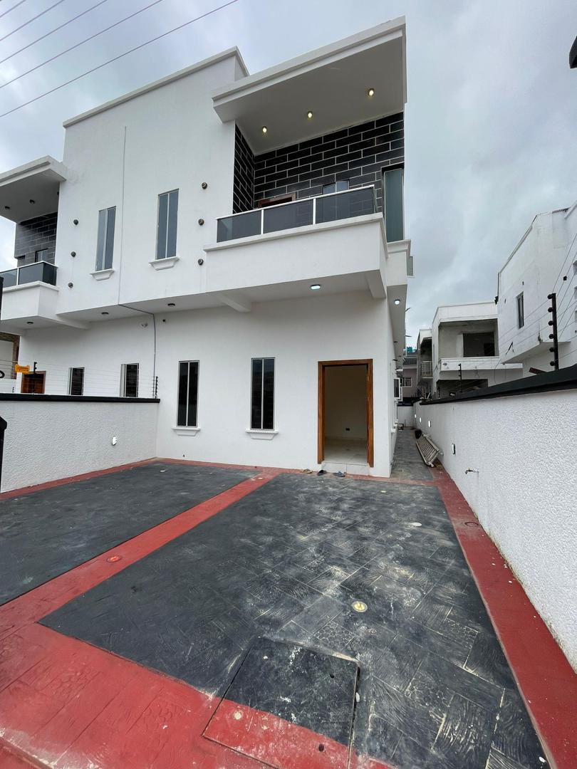 HOUSE FOR SALE
