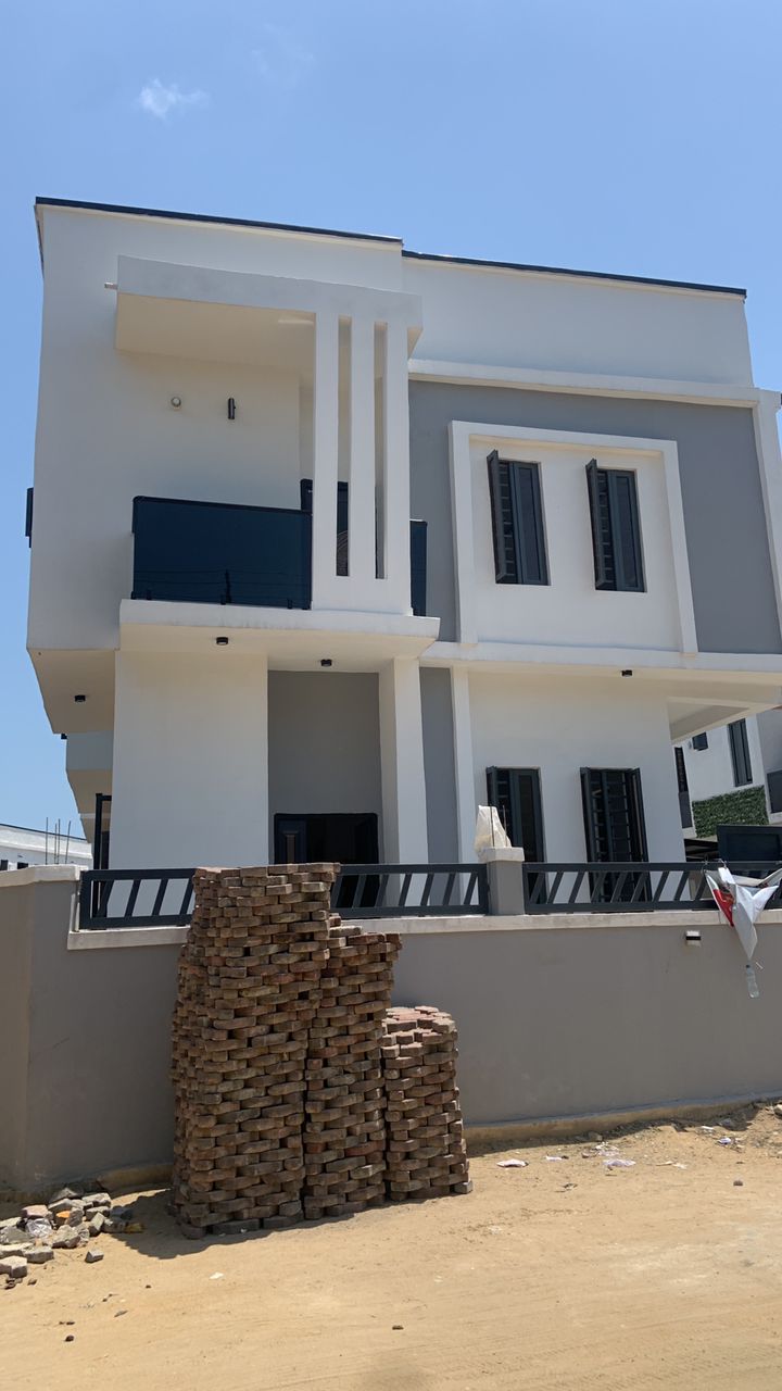 HOUSE FOR SALE