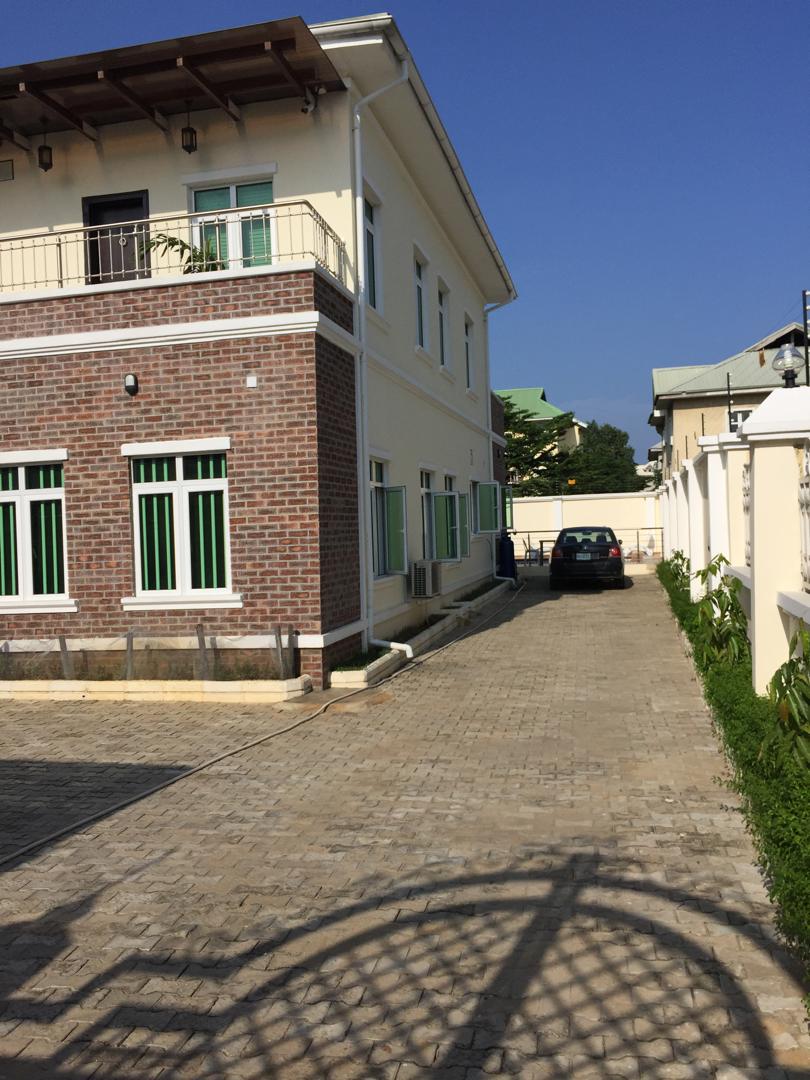 HOUSE  FOR SALE
