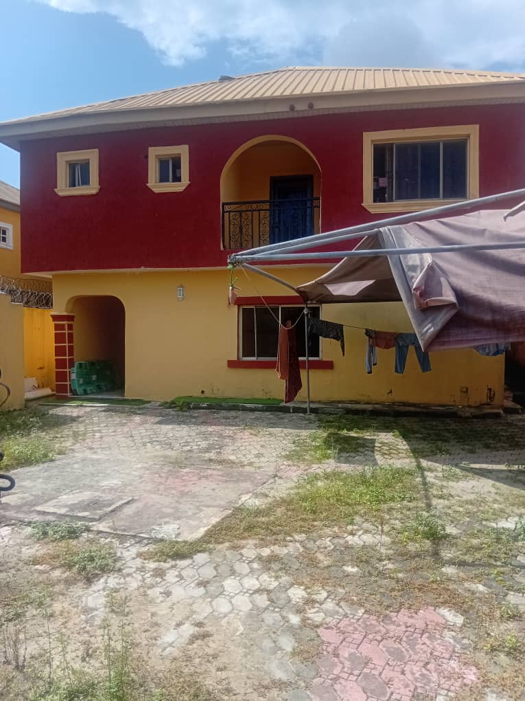 4 bedroom duplex
