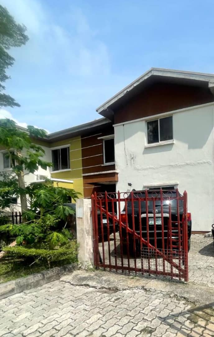 HOUSE FOR SALE